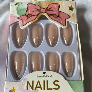 Press on nail set